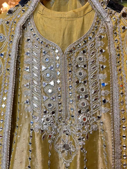 Nooré-Dori Suit
