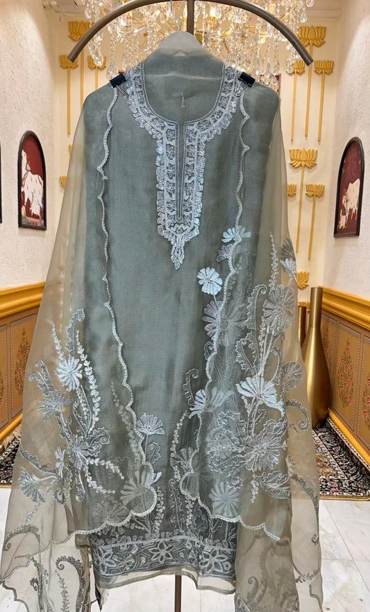 Tisvara Haftkaar Suit (Green)