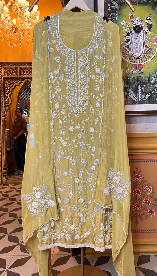 Zyrah Organza Suit (Mehendi Green)