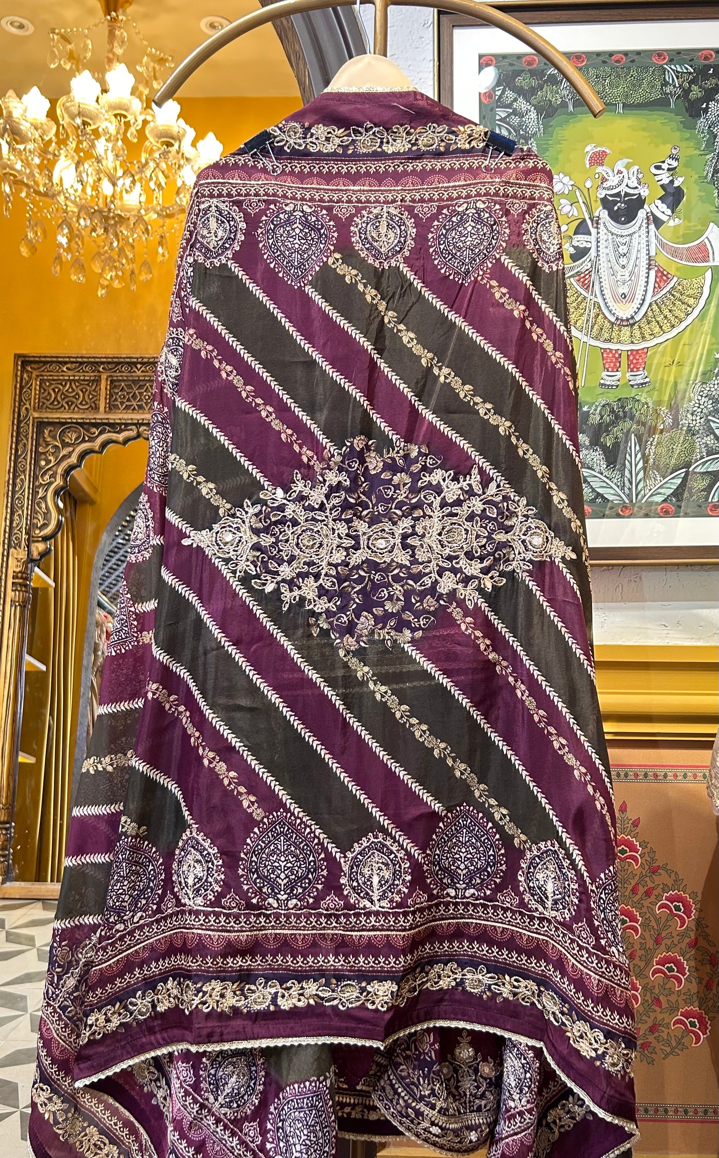 Aurisse Royale Crêpe Suit