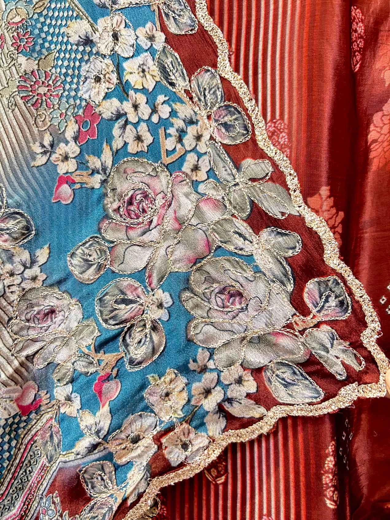Naaz-e-Zari (Red)