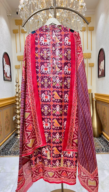 Saavira Patola Heritage Suit (Wine)