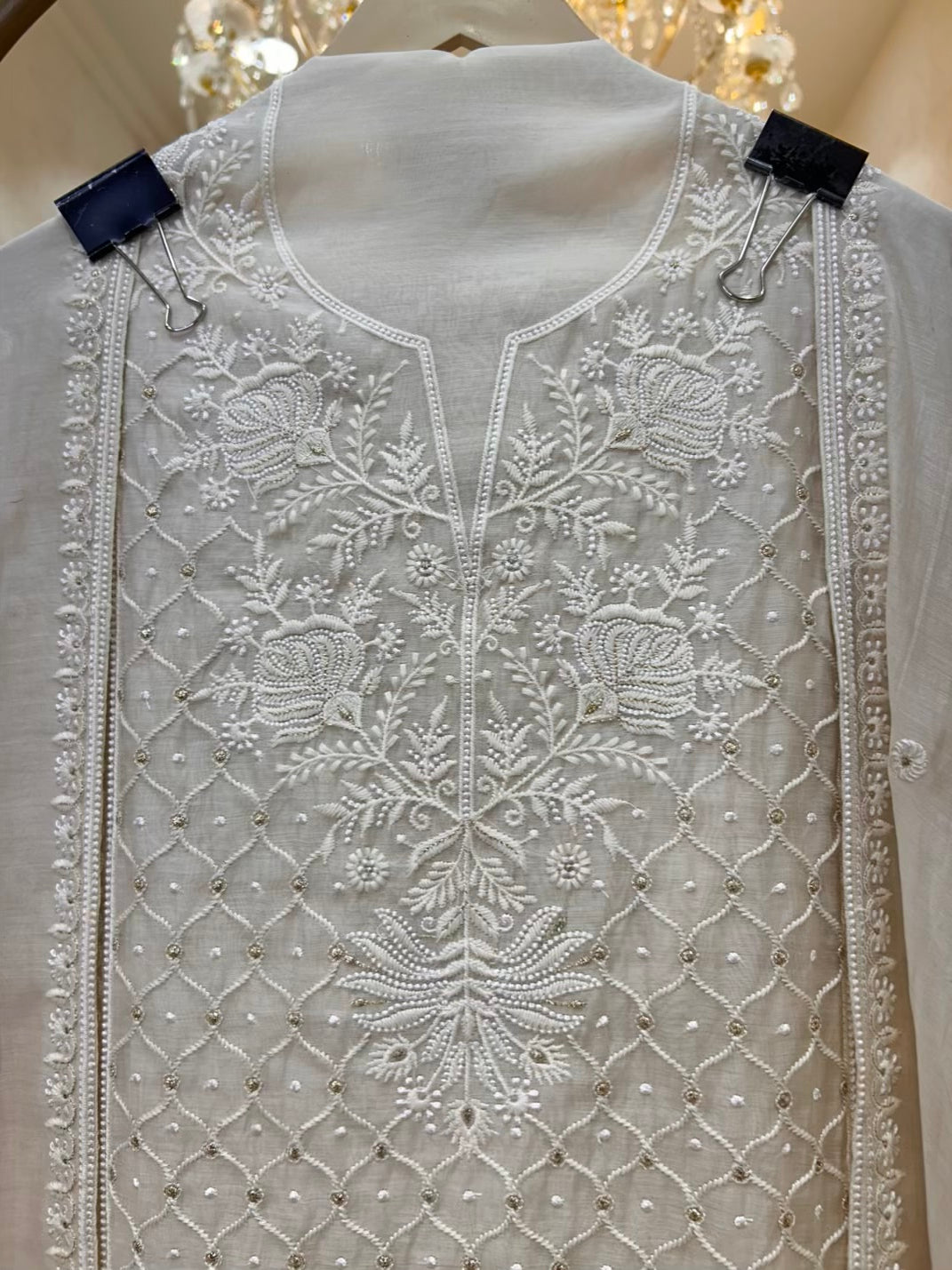 Kavira Zari Thread Chanderi Suit