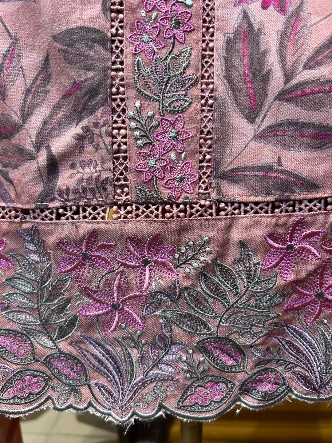 Ruhzaan Pashmina Suit (Pink)