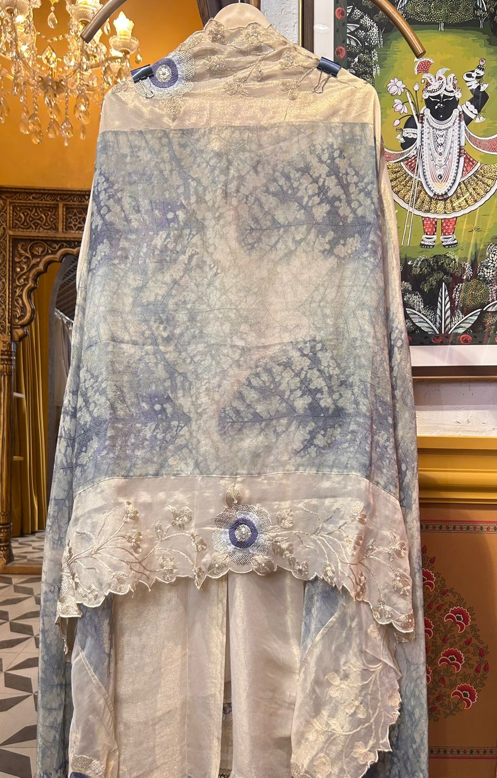 Hoor-é-Ruhani (Ivory 1)