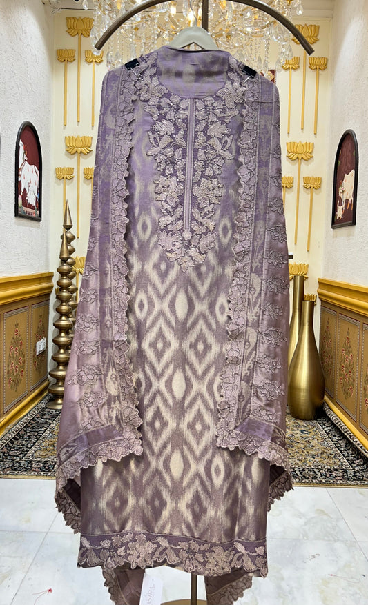 Mrinalika Tissue Suit