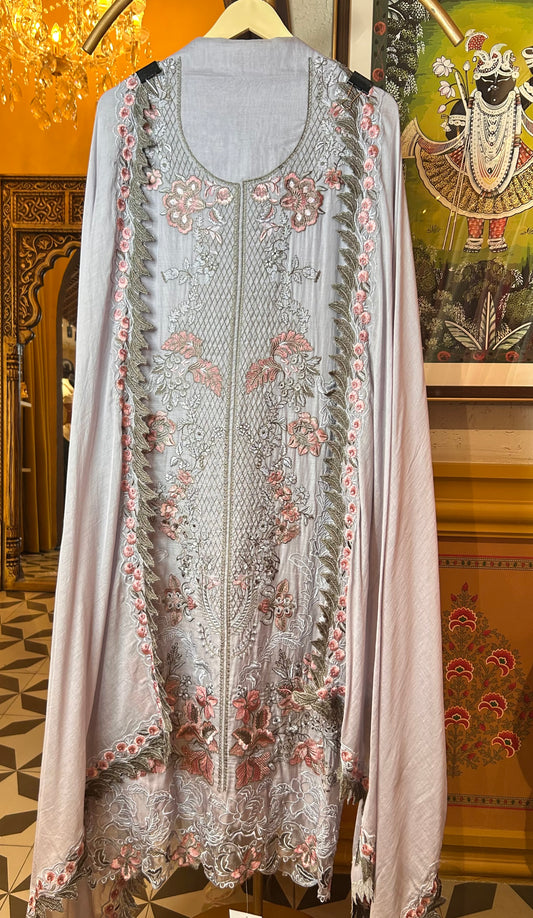 Sahira Thread Set (Peach)