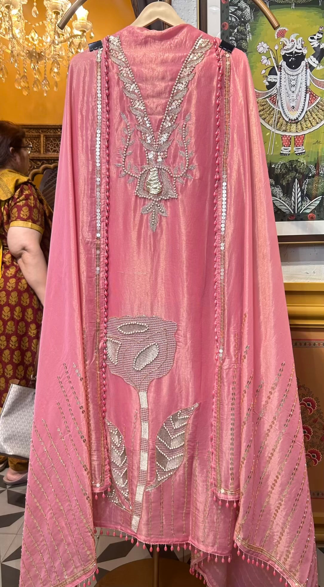 Roshana-é-Noor (Pink)