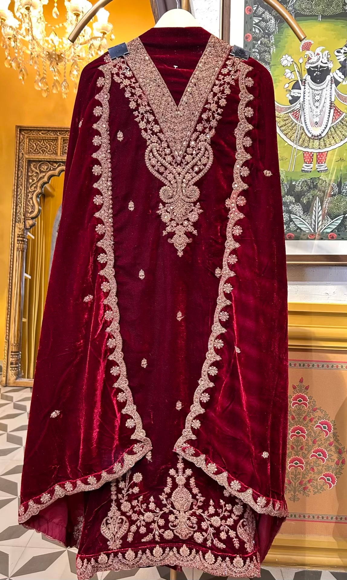 Rimvaar Velvet Suit (Maroon)