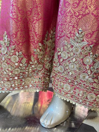 Rangsaaz Farshi Suit