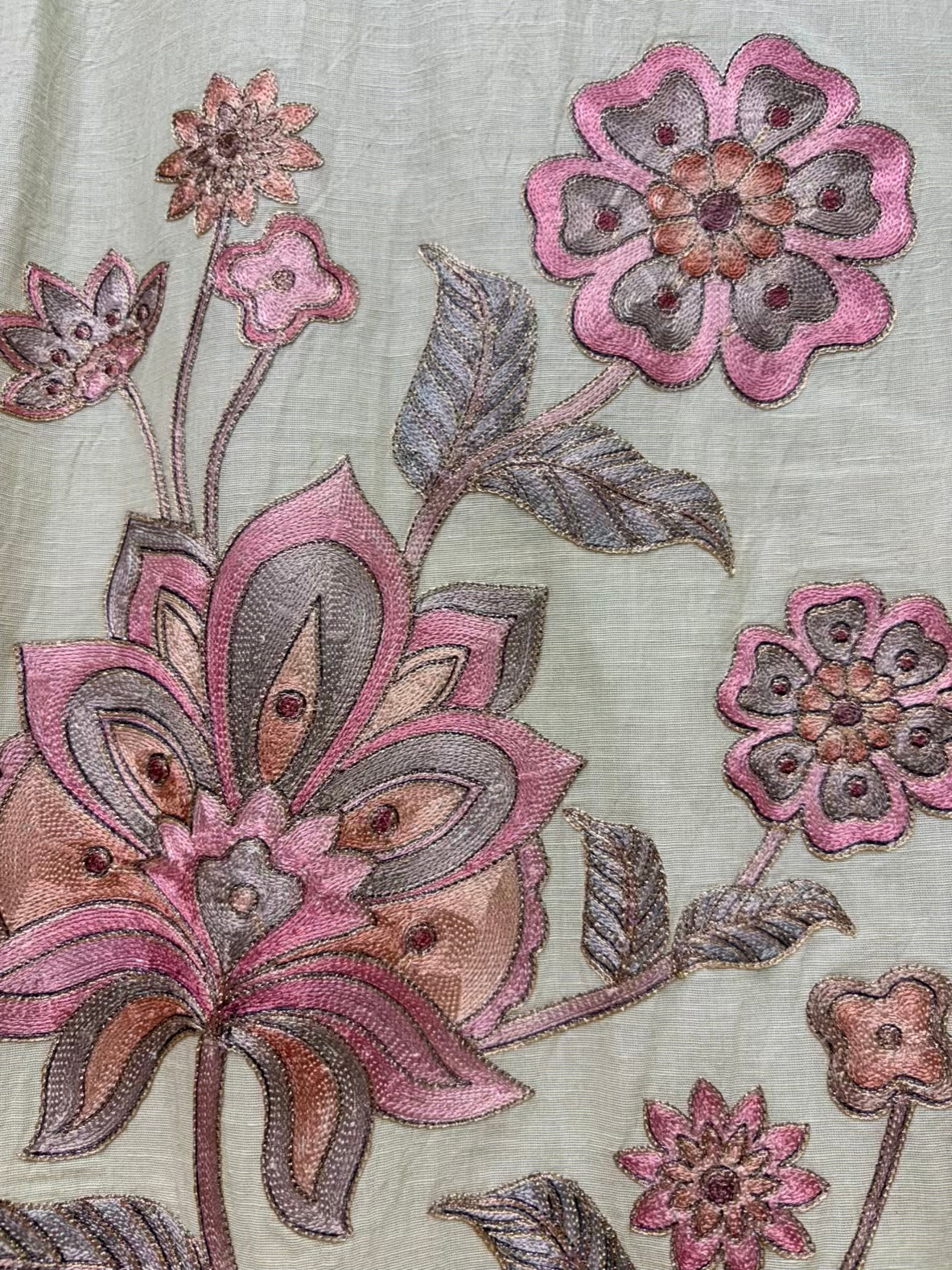 Veda Linen Zari Suit