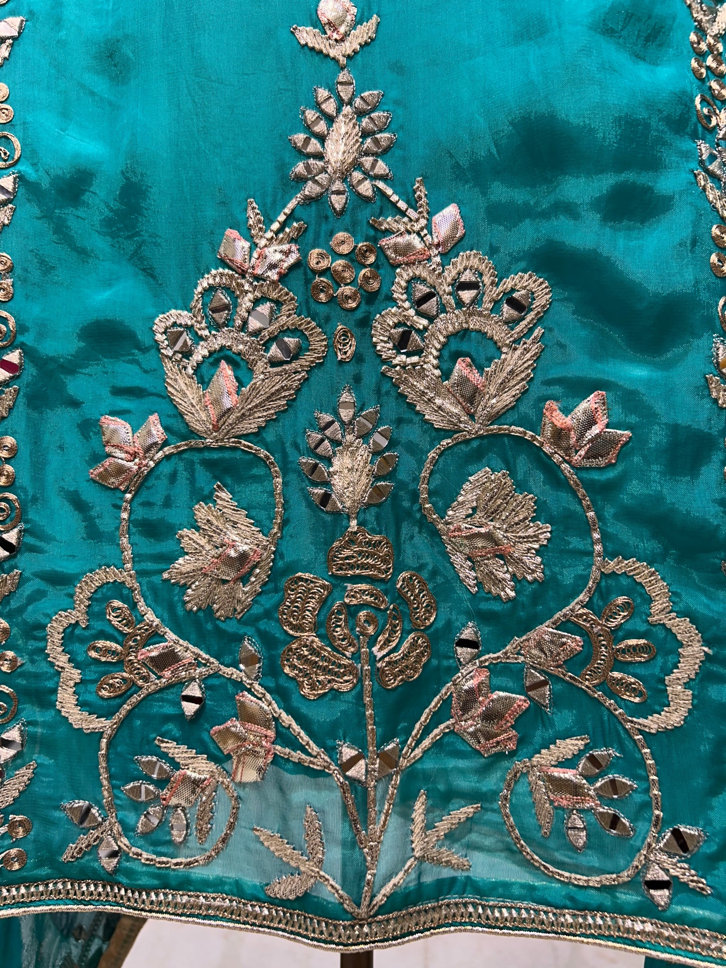 Rajsi Noor Banarasi Suit