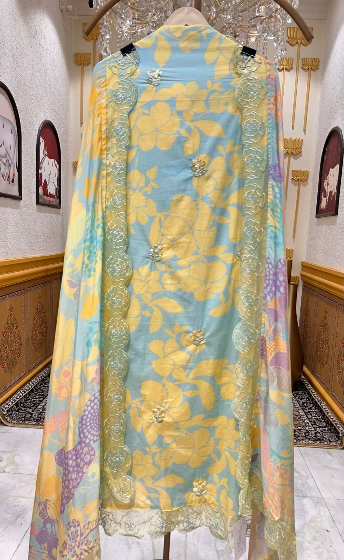 Avena Sequin Print Suit