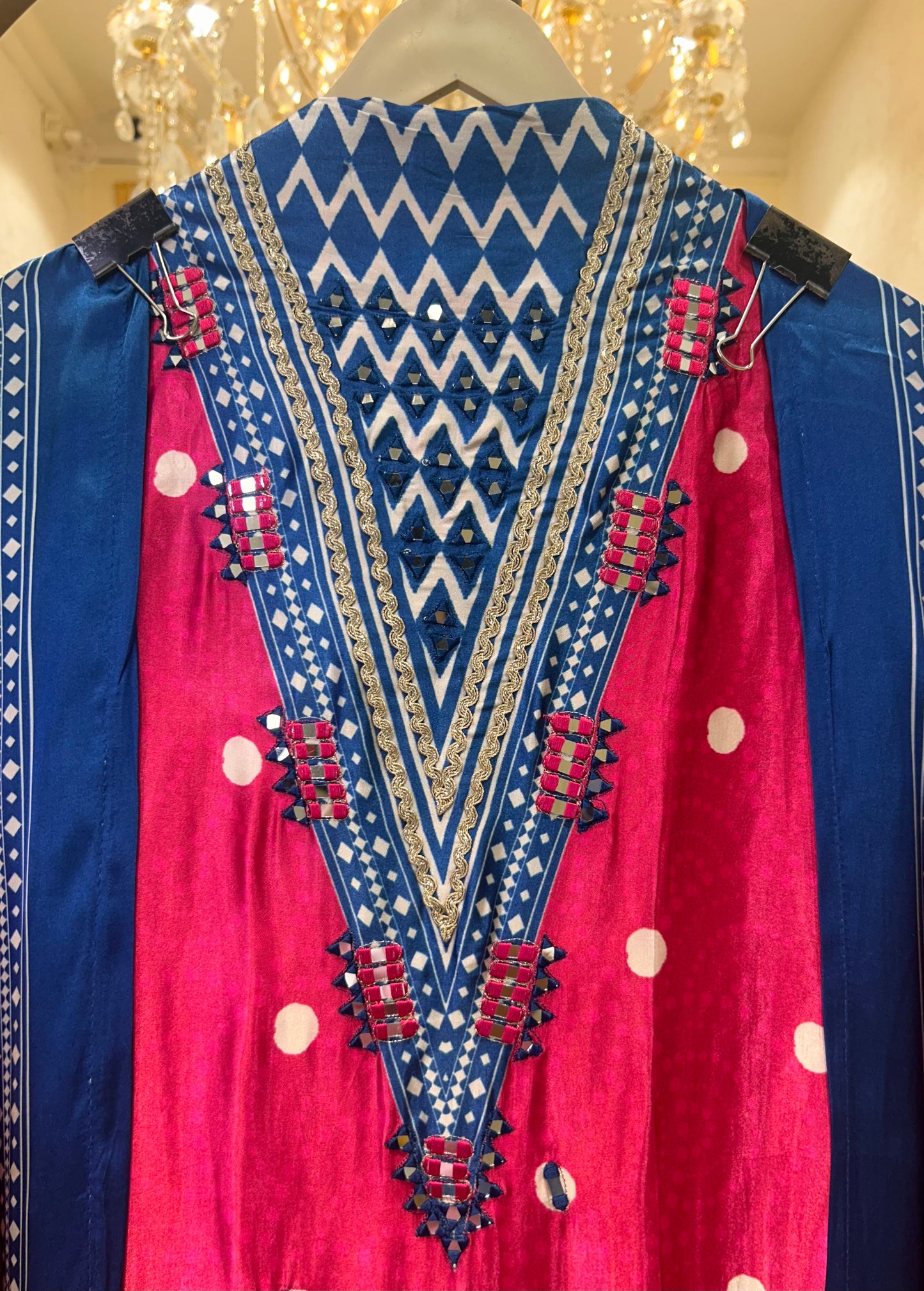 Naeyra Gajji Suit