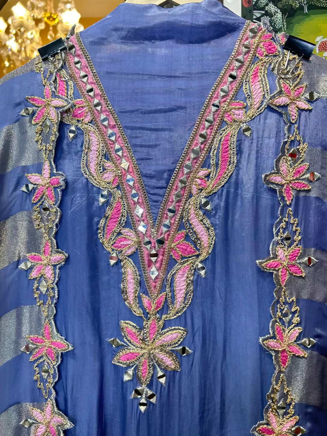 Zareen-é-Tasveer (Blue)