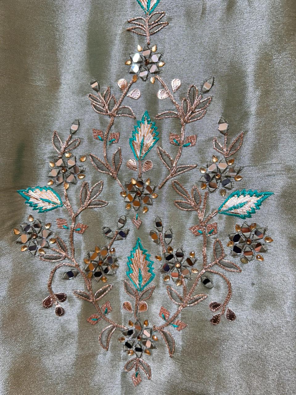 Averiha Brocade Suit (Green)