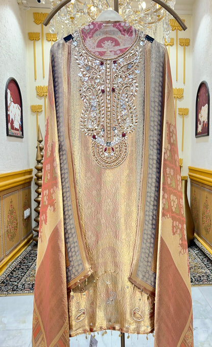 Gulnoor Éclat Suit