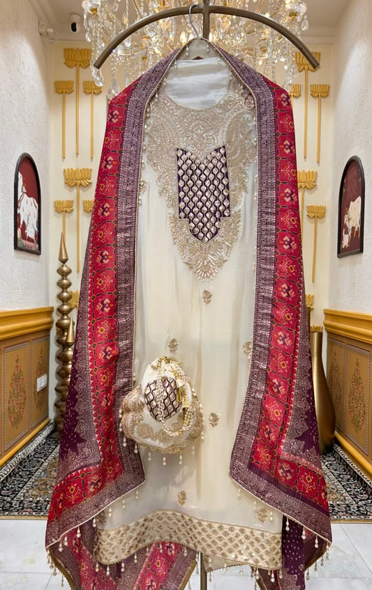 Zehryn Dori Patch Silk Suit