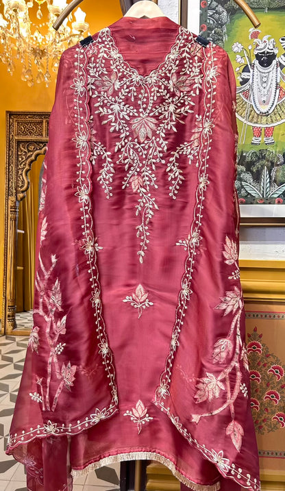 Tavira Organza Suit (Red)