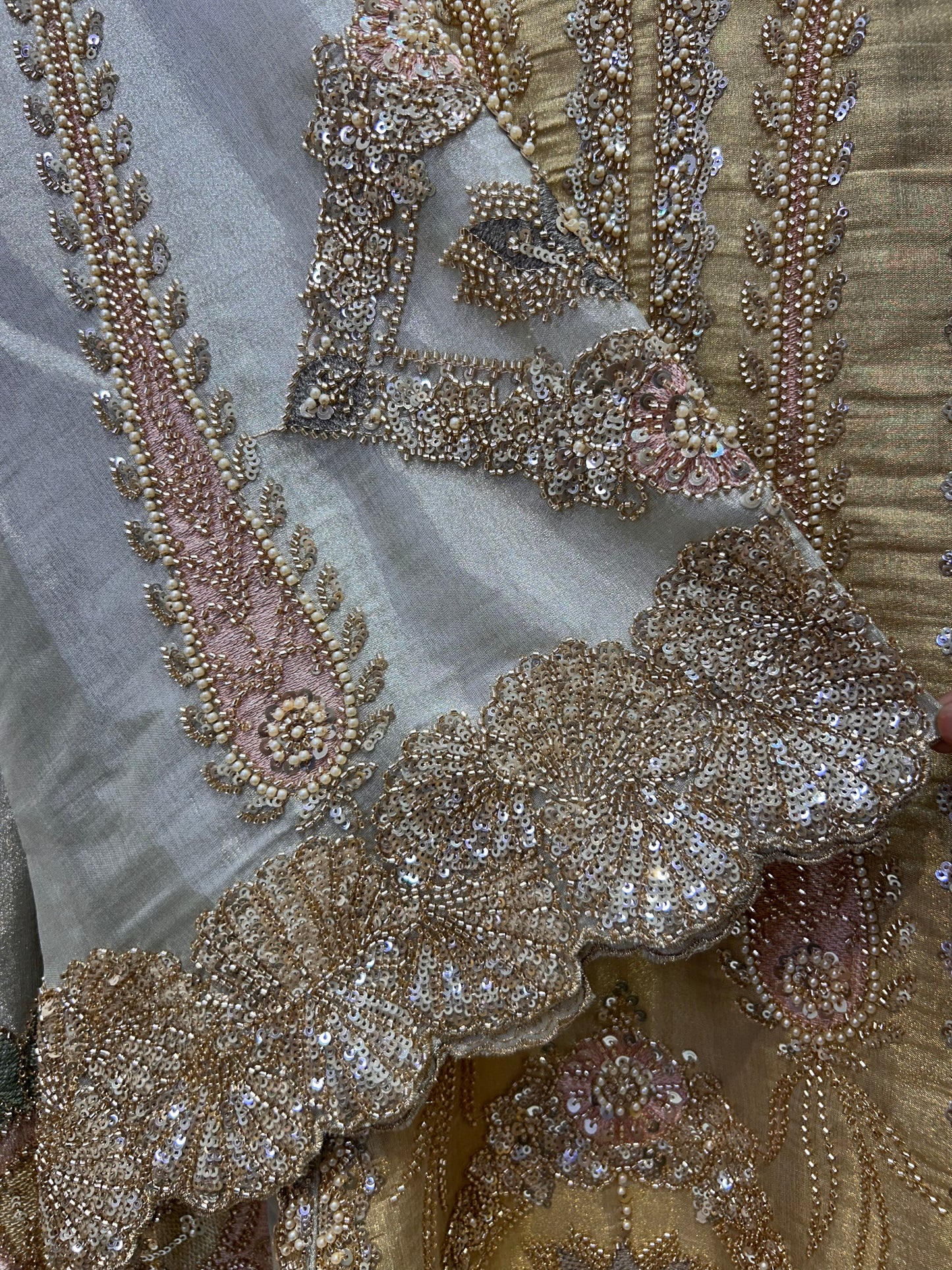 Aurelia Noor Anarkali Set