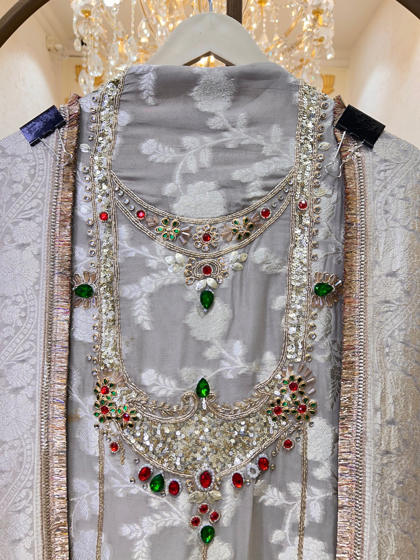Gulnaar Viraasat Suit