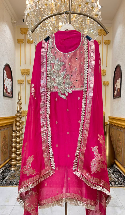 Shahvira Gota Mahal Suit (Magenta)