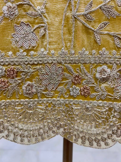 Zarmina Crystal Veil Suit (Yellow)