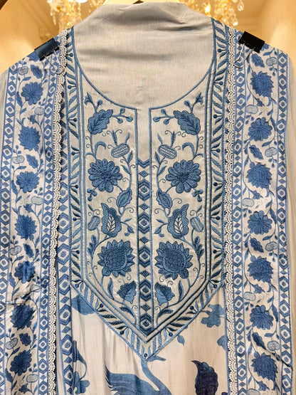 Aavira Thread Naqsh Silk Suit (Blue)