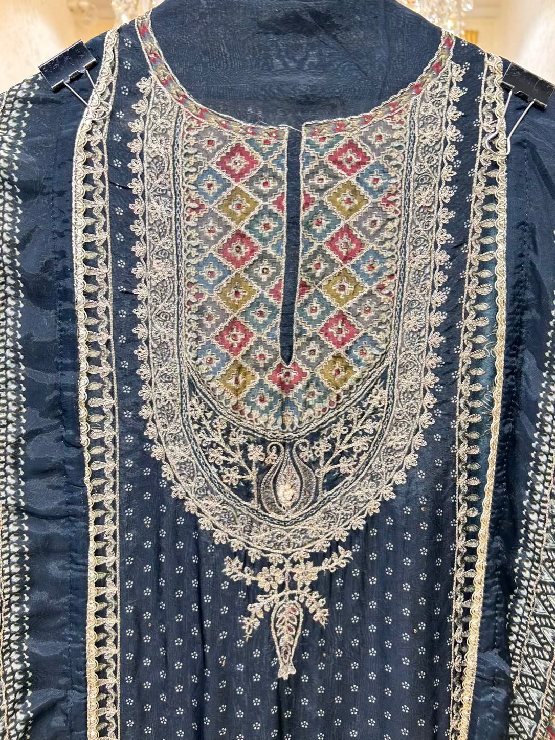 Zareenah Zari Flow Suit (Green)