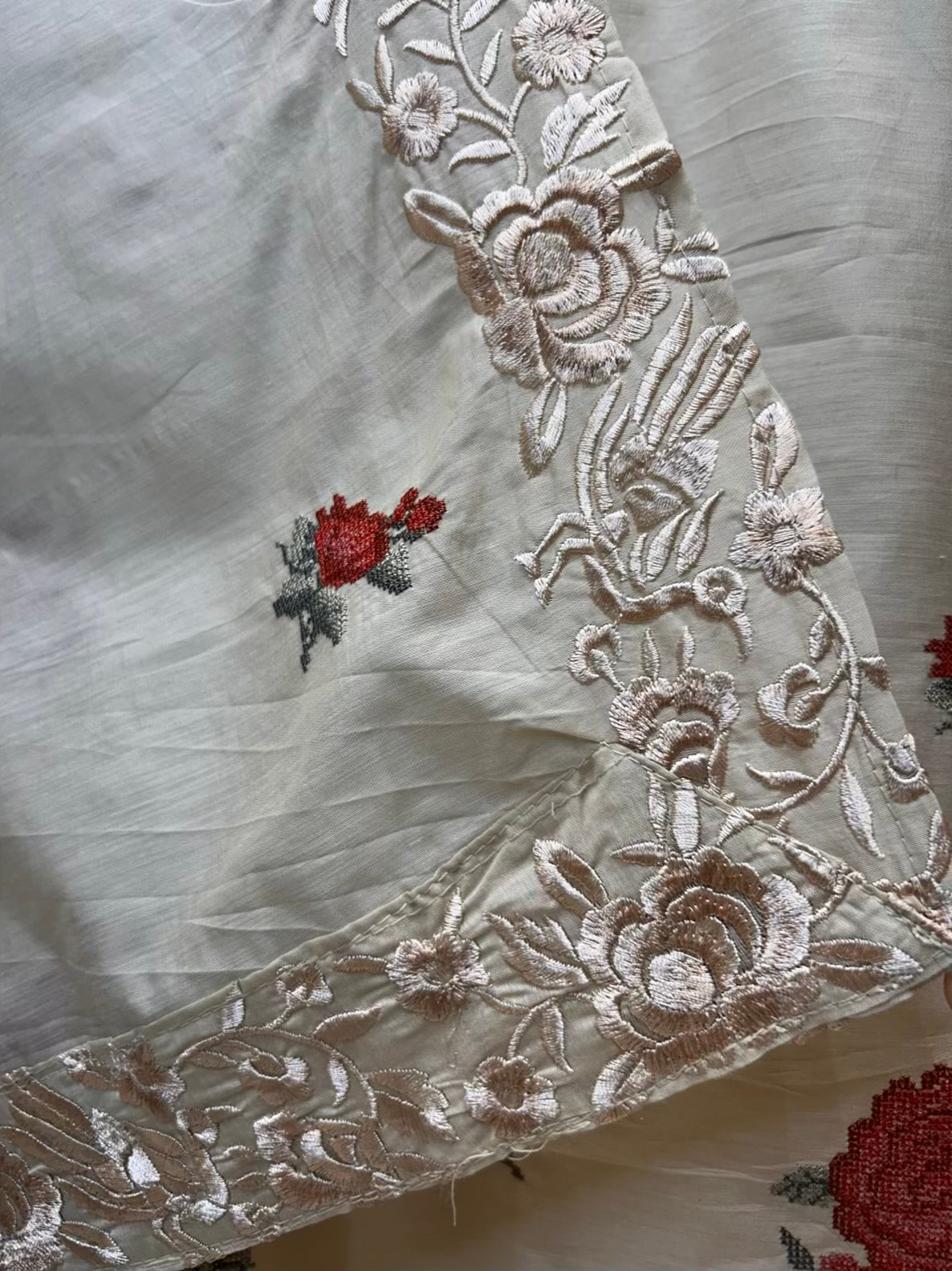 Nayra Resham Cotton Suit (Beige & Red)