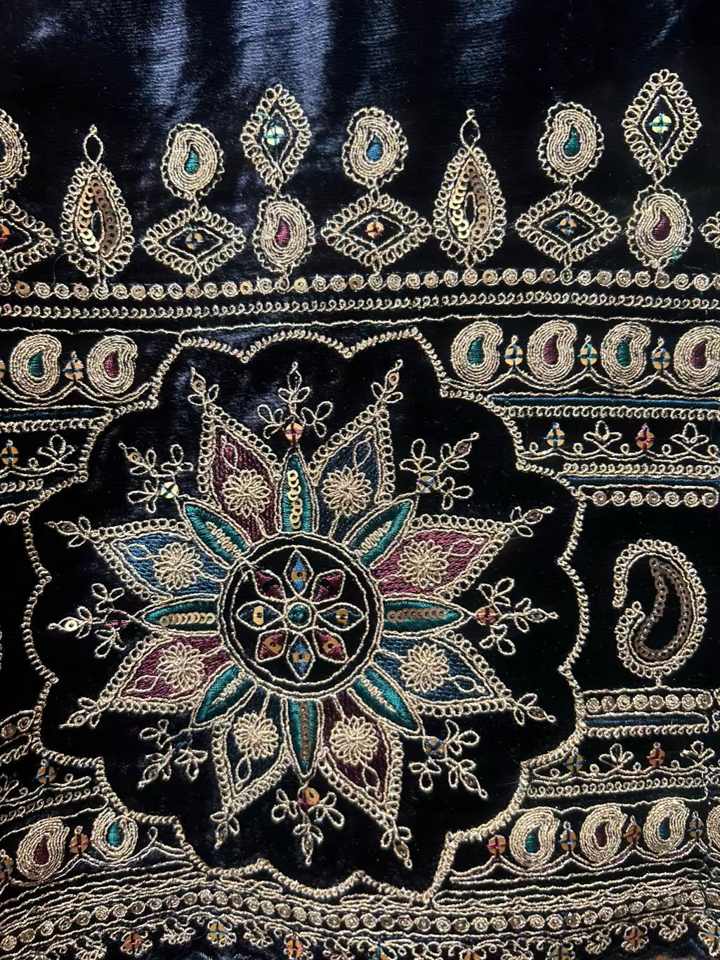 Zohraé-Velvet Suit (Blue)