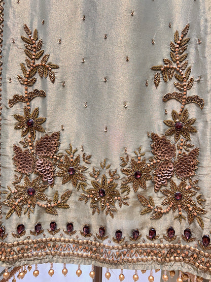 Aabroo Noor Suit
