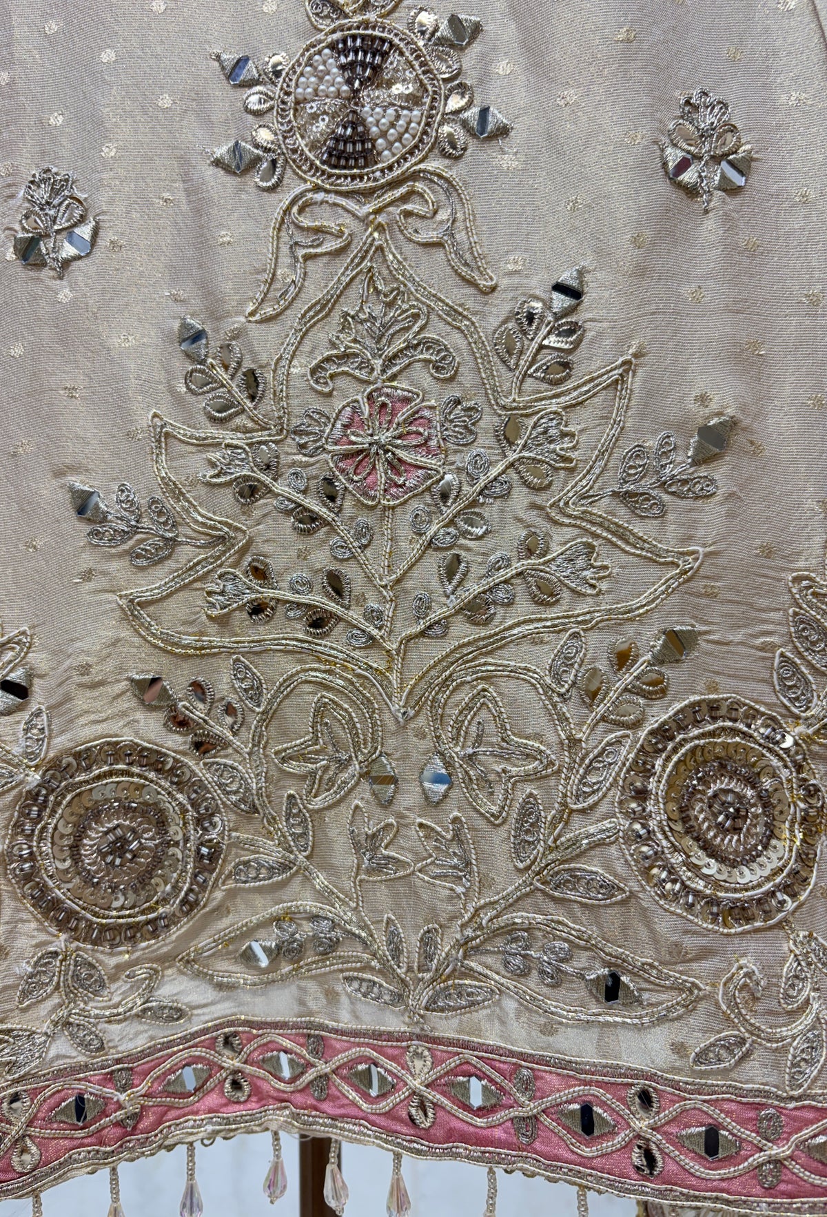 Vistara Banarasi Elegance Suit