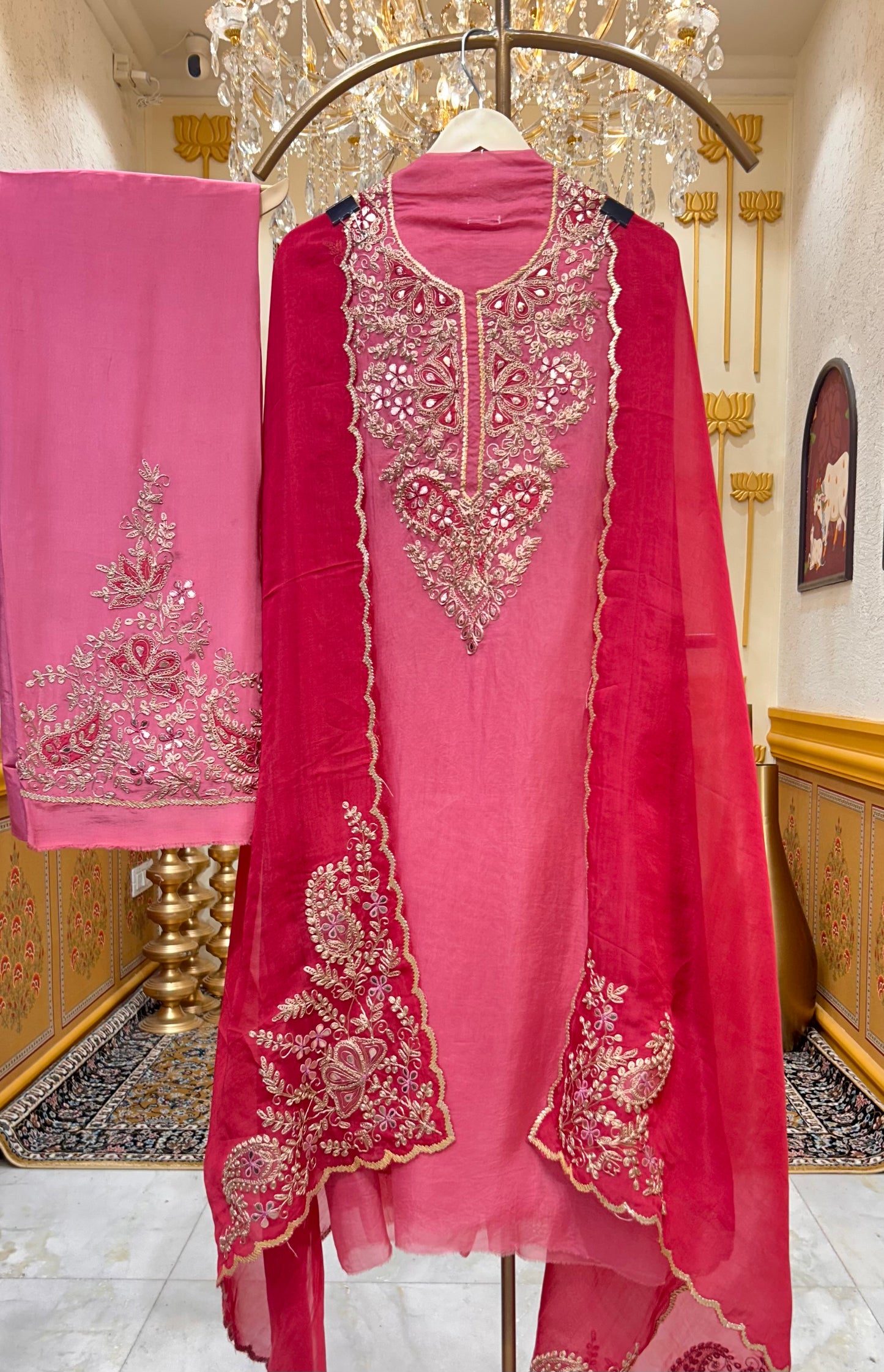 Arezya Dori Leather Élan Suit (Pink)