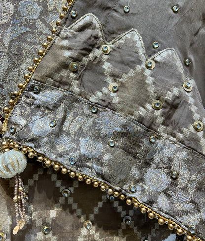 Charuvi Brocade Suit