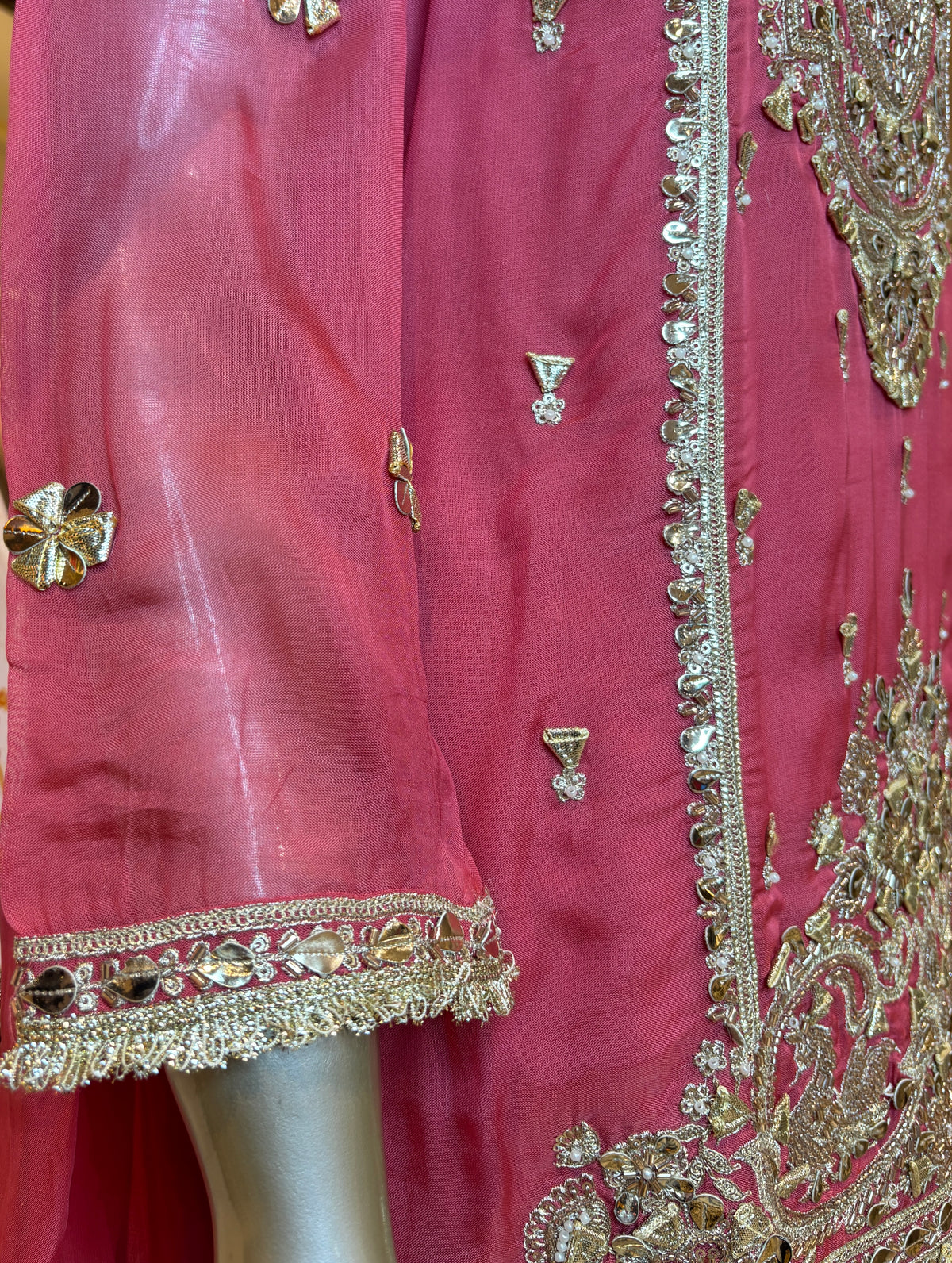 Adaa-e-Khaas Farshi Suit
