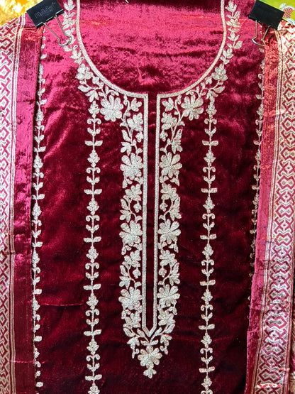 Zarfeen Velvet Suit (Red)