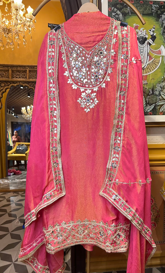 Shauq-e-Naqsh (Pink)