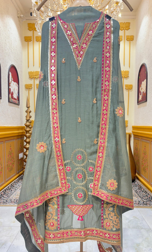 Anika Mul Chanderi Suit