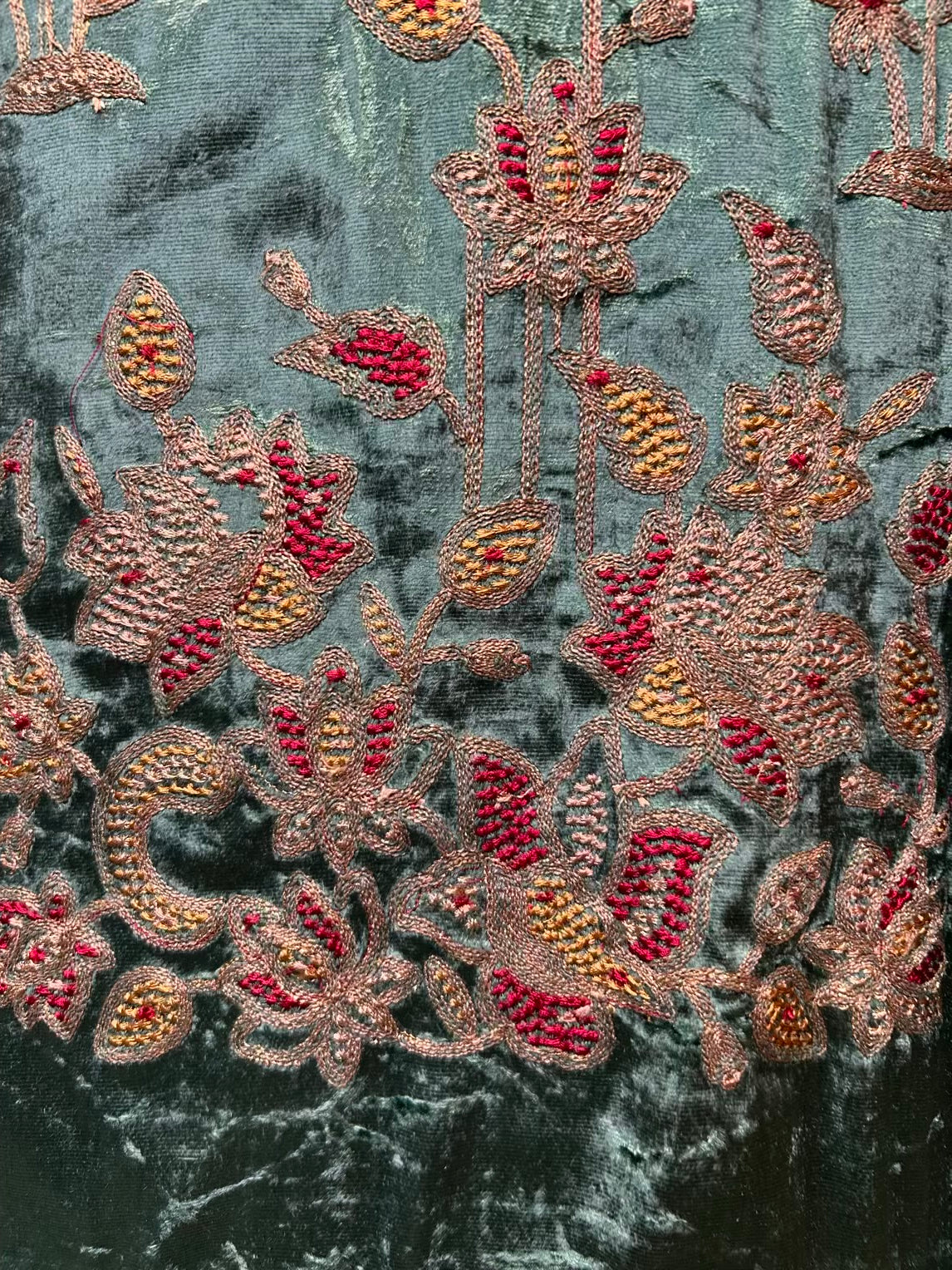 Ridwaan-é-Velvet Suit (Green)