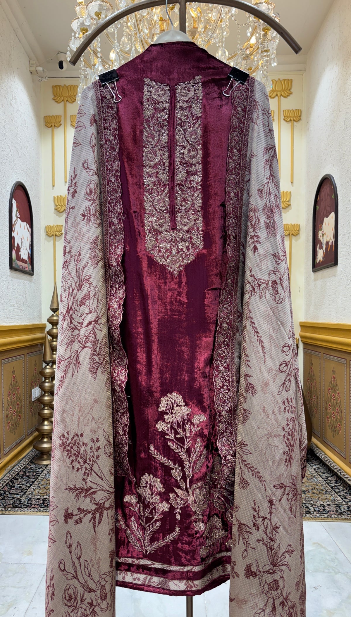 Veloura Noor Suit