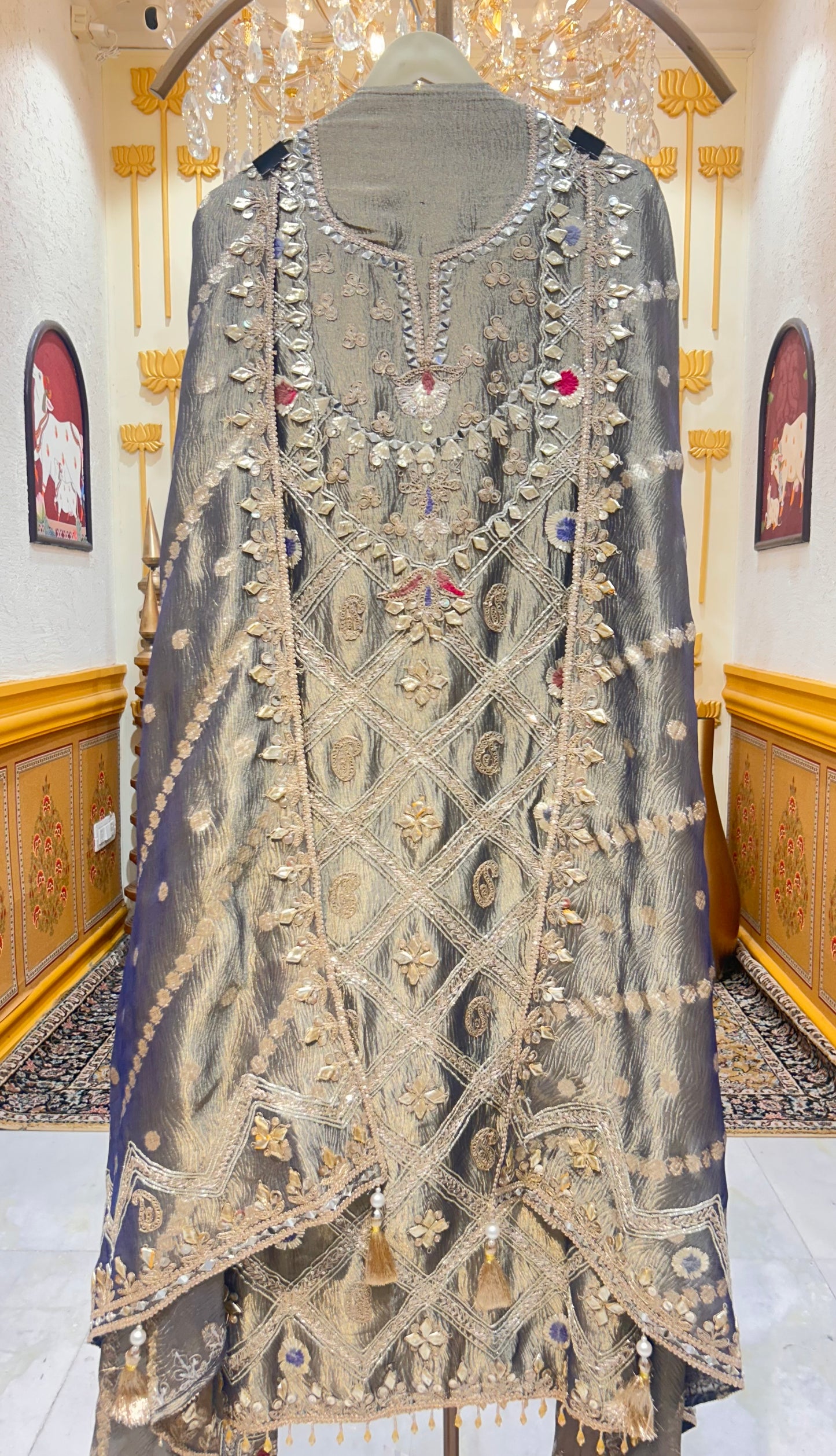 Gulbadan Tissue Suit
