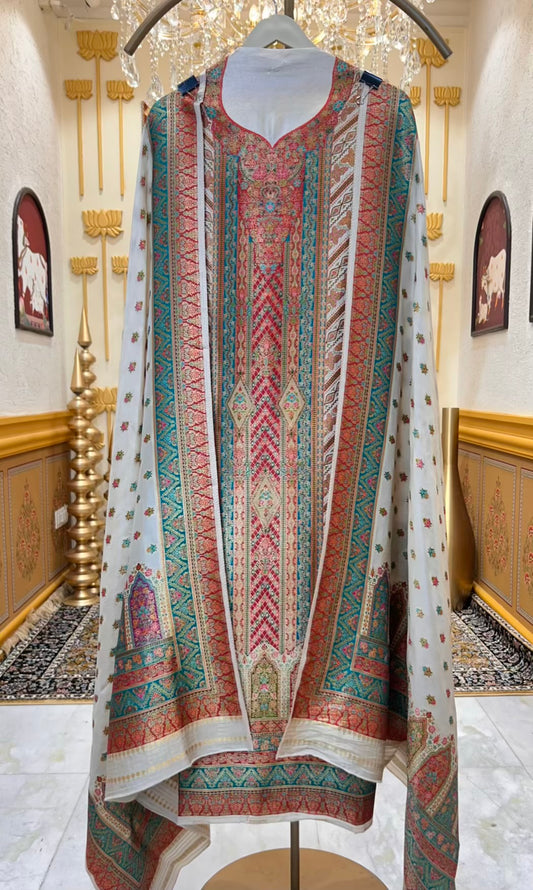 Mahroza Banarasi Loom Suit (Ivory)