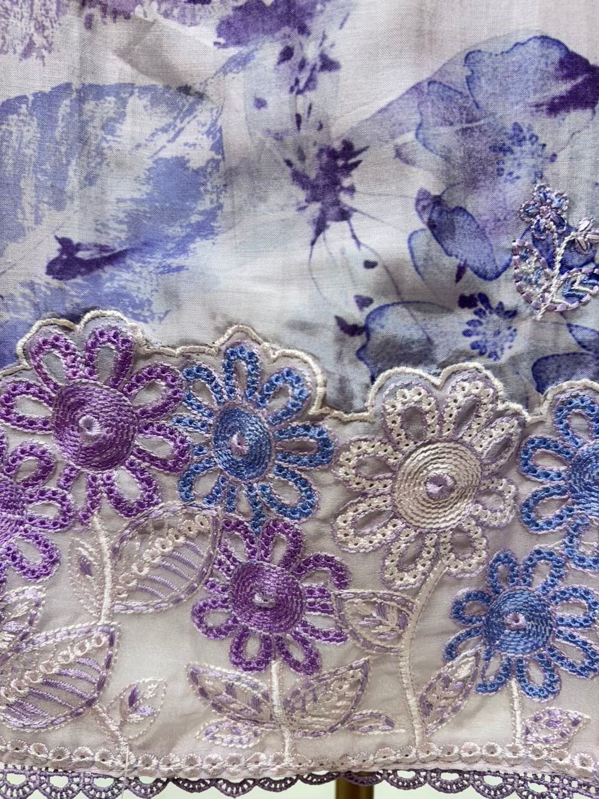 Amaira Muslin Suit