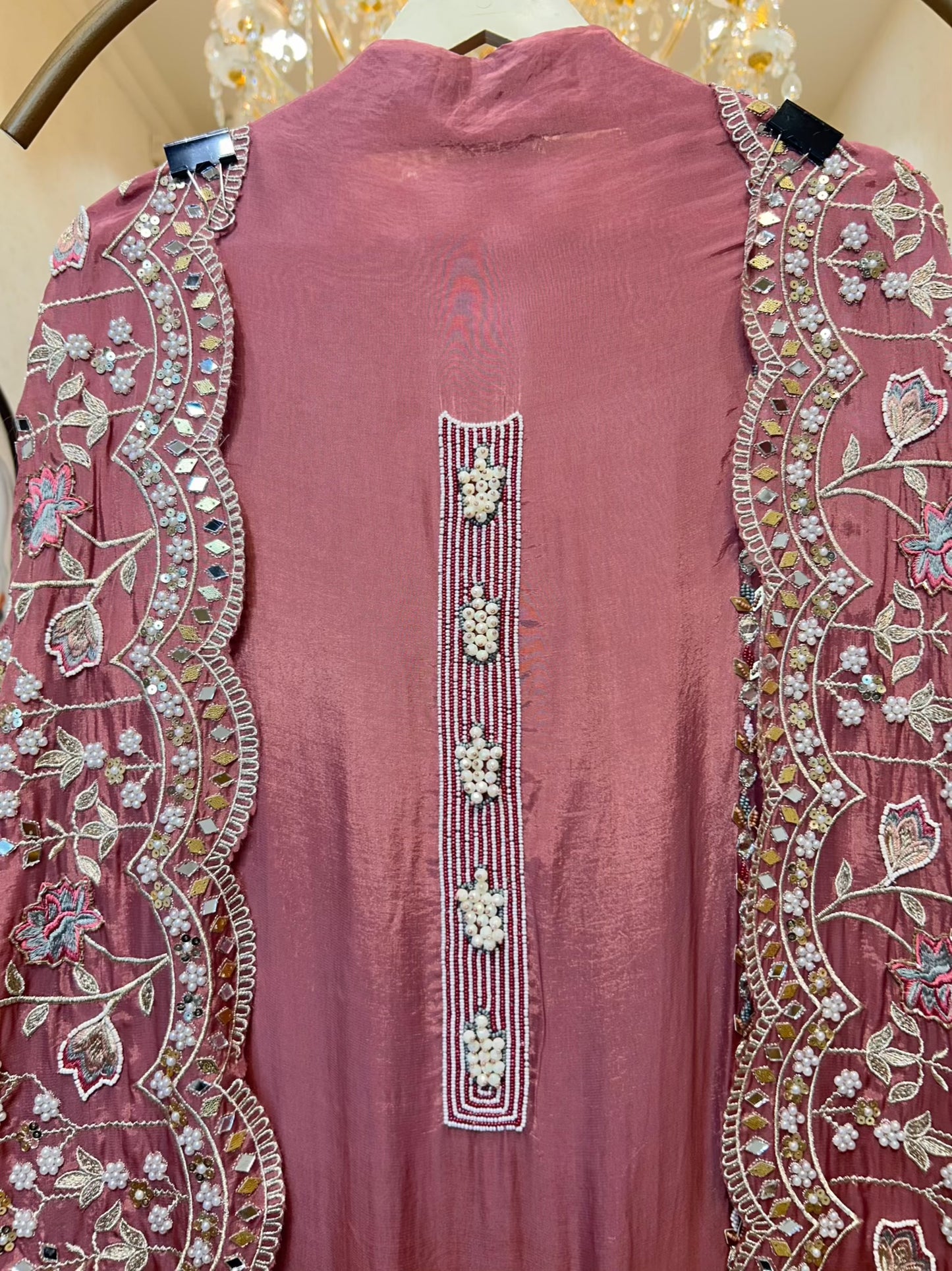 Ameera Naqsh Suit (Mauve)