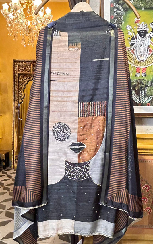 Adaa-e-Zareen (Grey & Ivory)