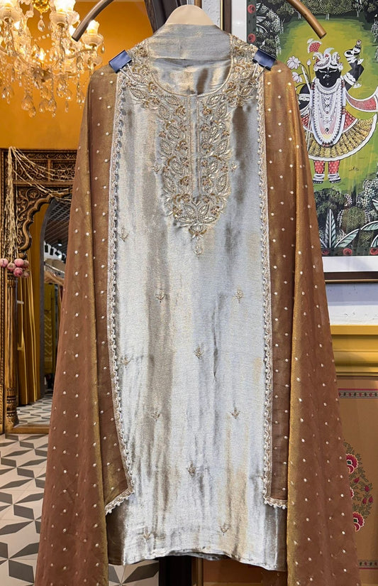 Aabroo-e-Zar (Beige)