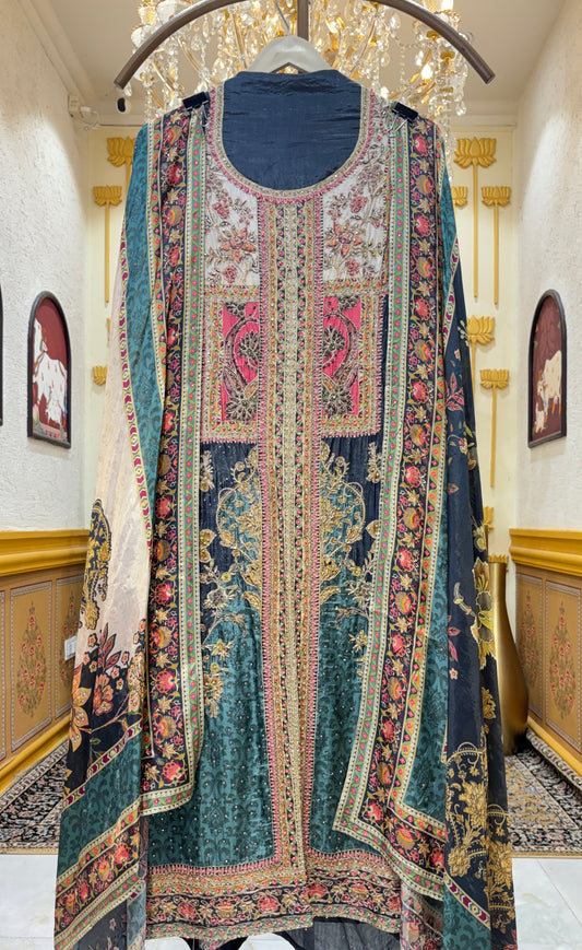 Elanira Crepe Suit