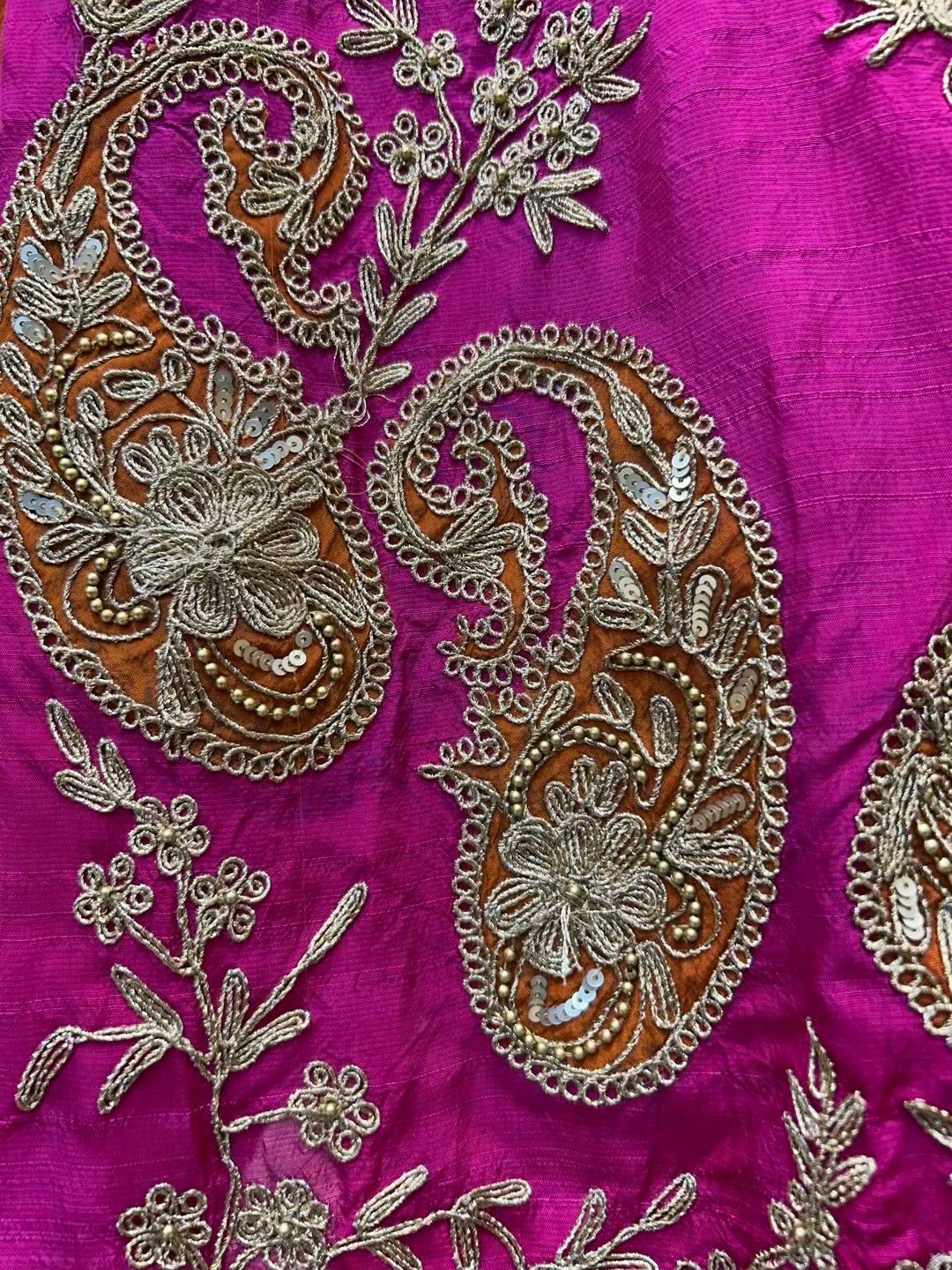 Sarvina Noor Dori Suit (Pink)