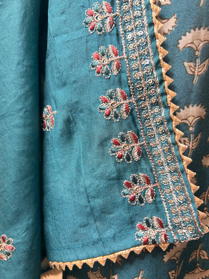 Inaya Muslin Printed Suit (Green)